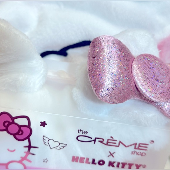 NEW Hello Kitty Spa Headband - Picture 2 of 5